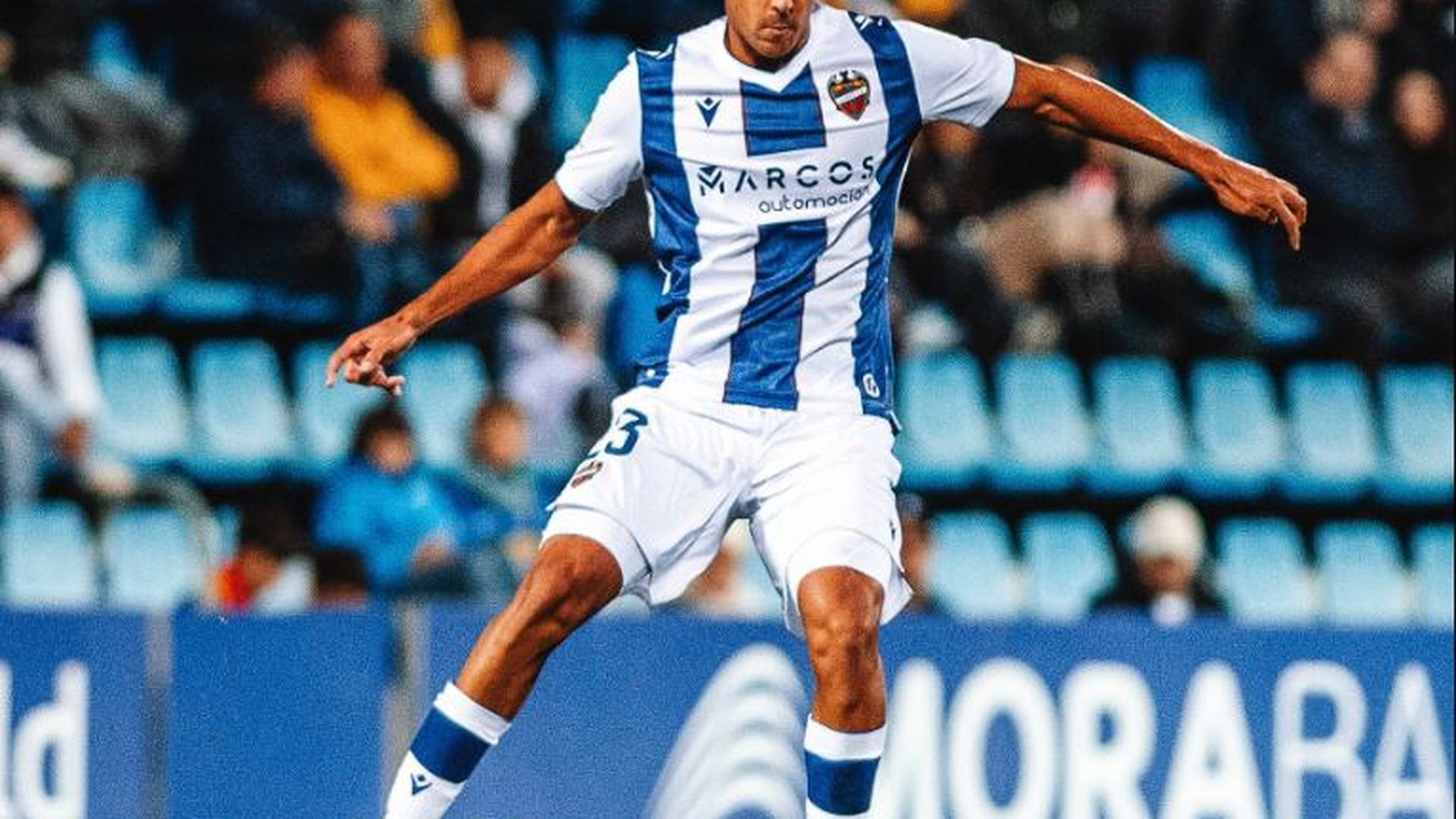 algobia_en_el_andorra___levante_foto_lud.JPG algobia_en_el_andorra___levante_foto_lud.JPG