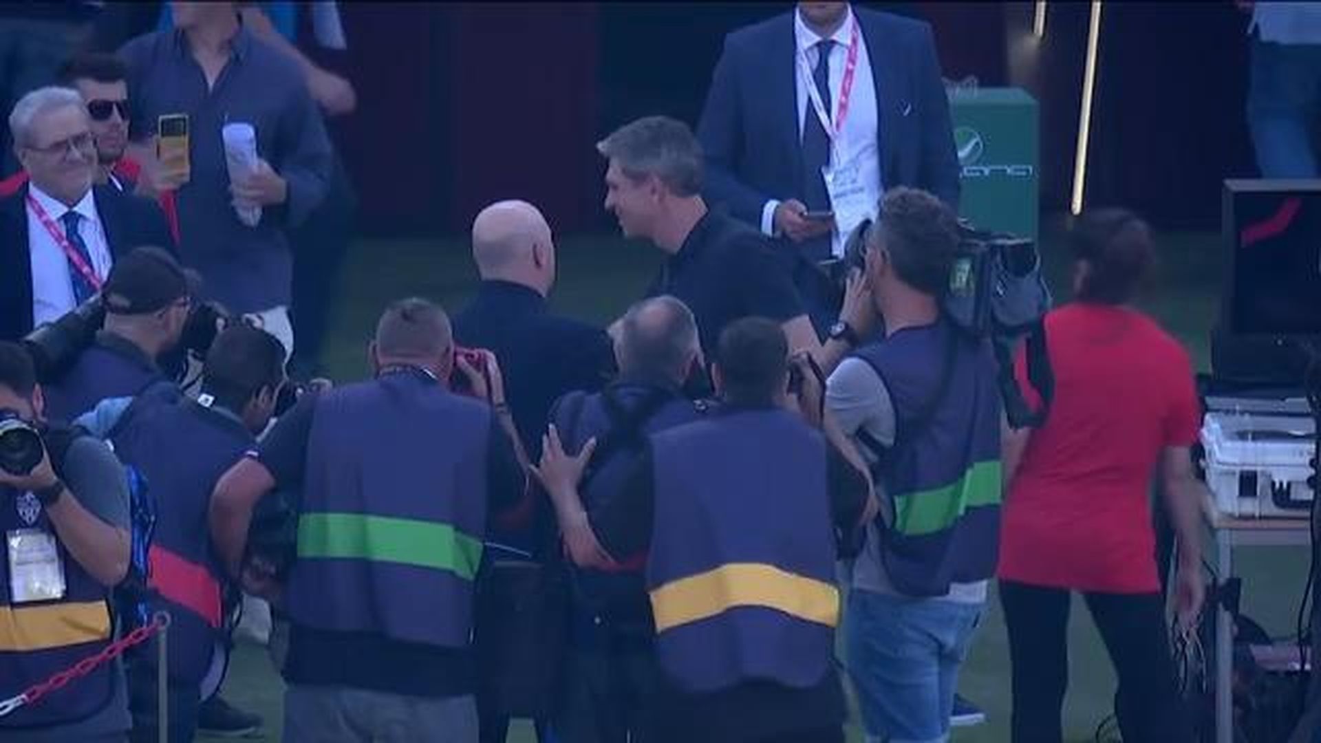 almeria_6_1_cadiz_resumen_del_partido_001.jpg almeria_6_1_cadiz_resumen_del_partido_001.jpg