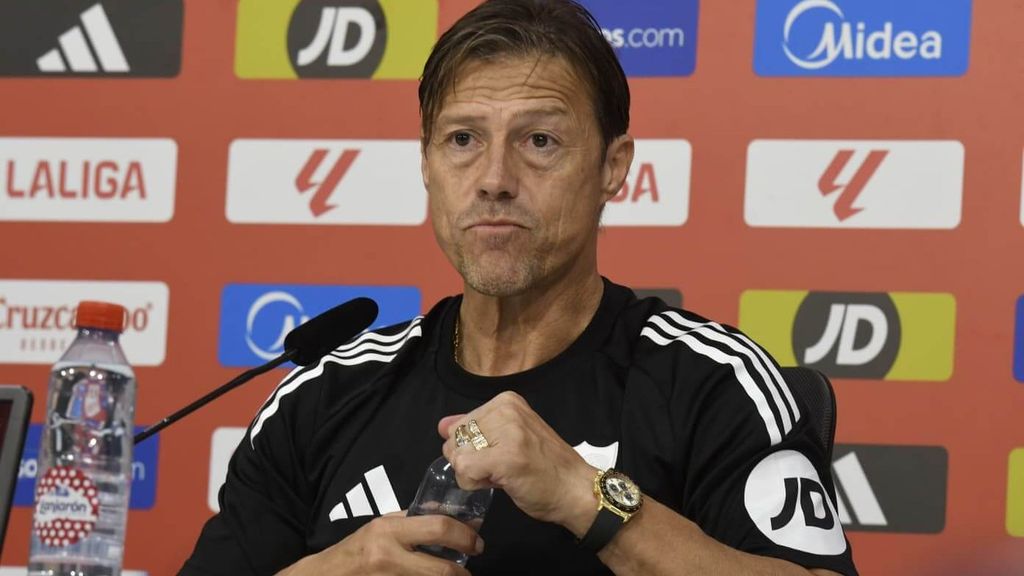 Almeyda defiende su rotación masiva en el Sevilla-Villarreal