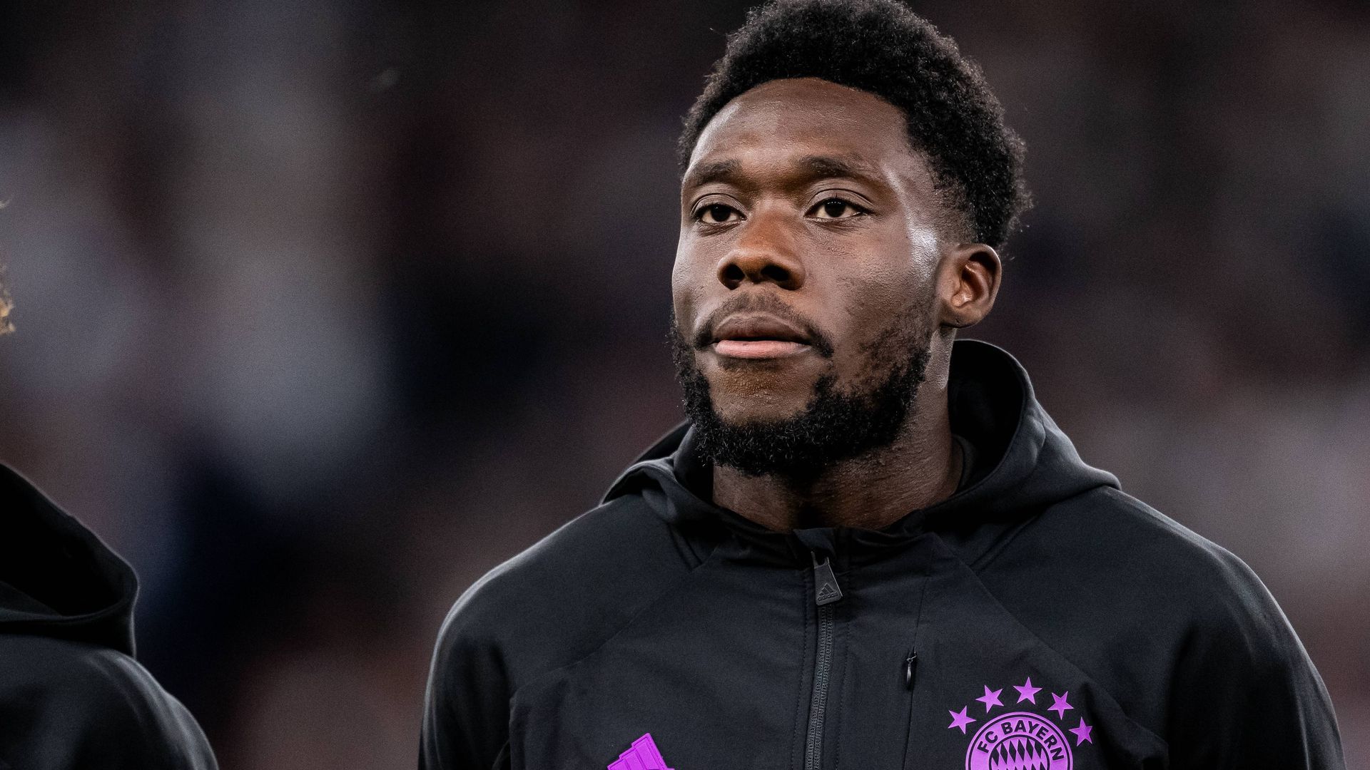 alphonso_davies_en_un_partido_del_bayern.jpg alphonso_davies_en_un_partido_del_bayern.jpg