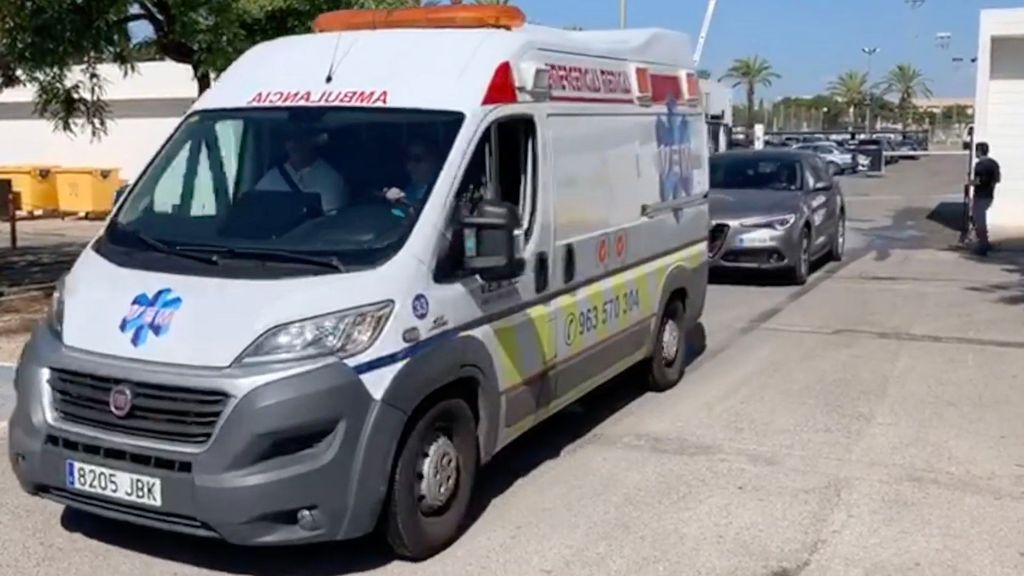 Piccini Sale en Ambulancia de Paterna