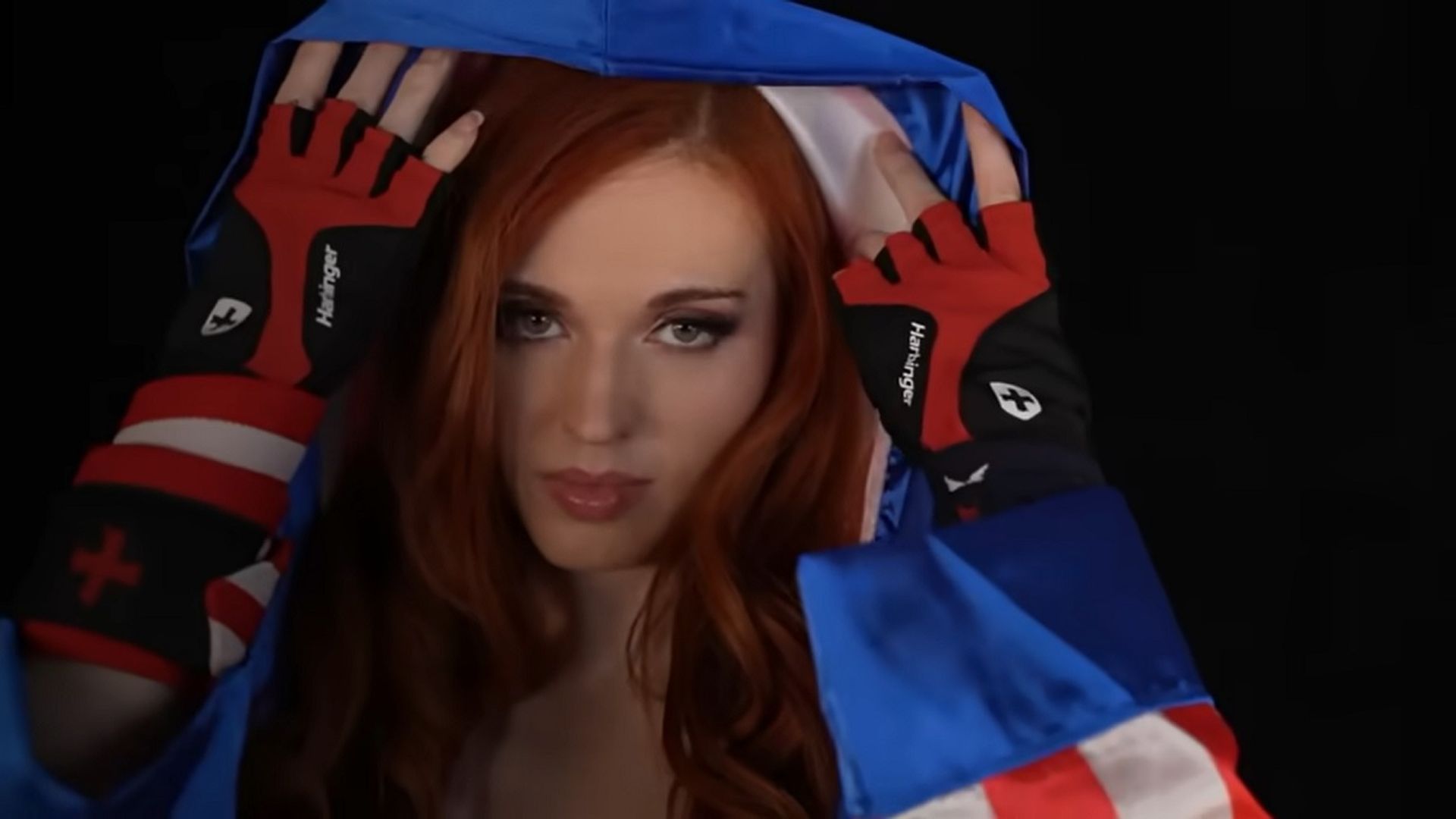 amouranth.jpg amouranth.jpg
