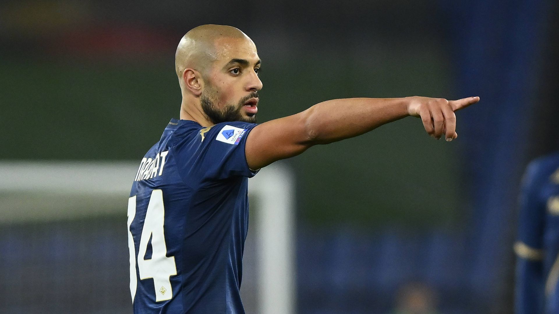 amrabat_dando_instrucciones_en_un_partido_con_la_fiorentina_foto_cordon_press_001.jpg amrabat_dando_instrucciones_en_un_partido_con_la_fiorentina_foto_cordon_press_001.jpg
