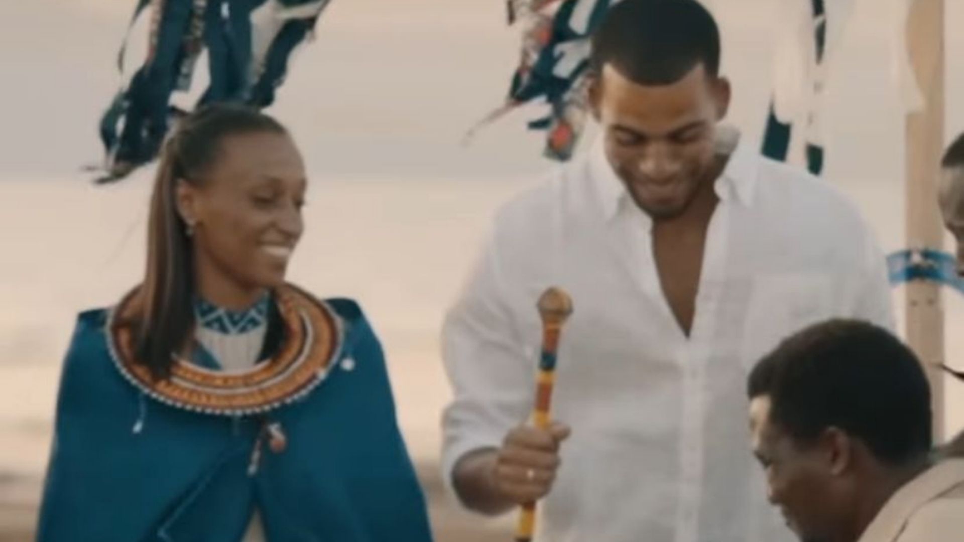 ana_peleteiro_y_benjamin_compaore_durante_el_rito__apeleteirob_001.jpg ana_peleteiro_y_benjamin_compaore_durante_el_rito__apeleteirob_001.jpg