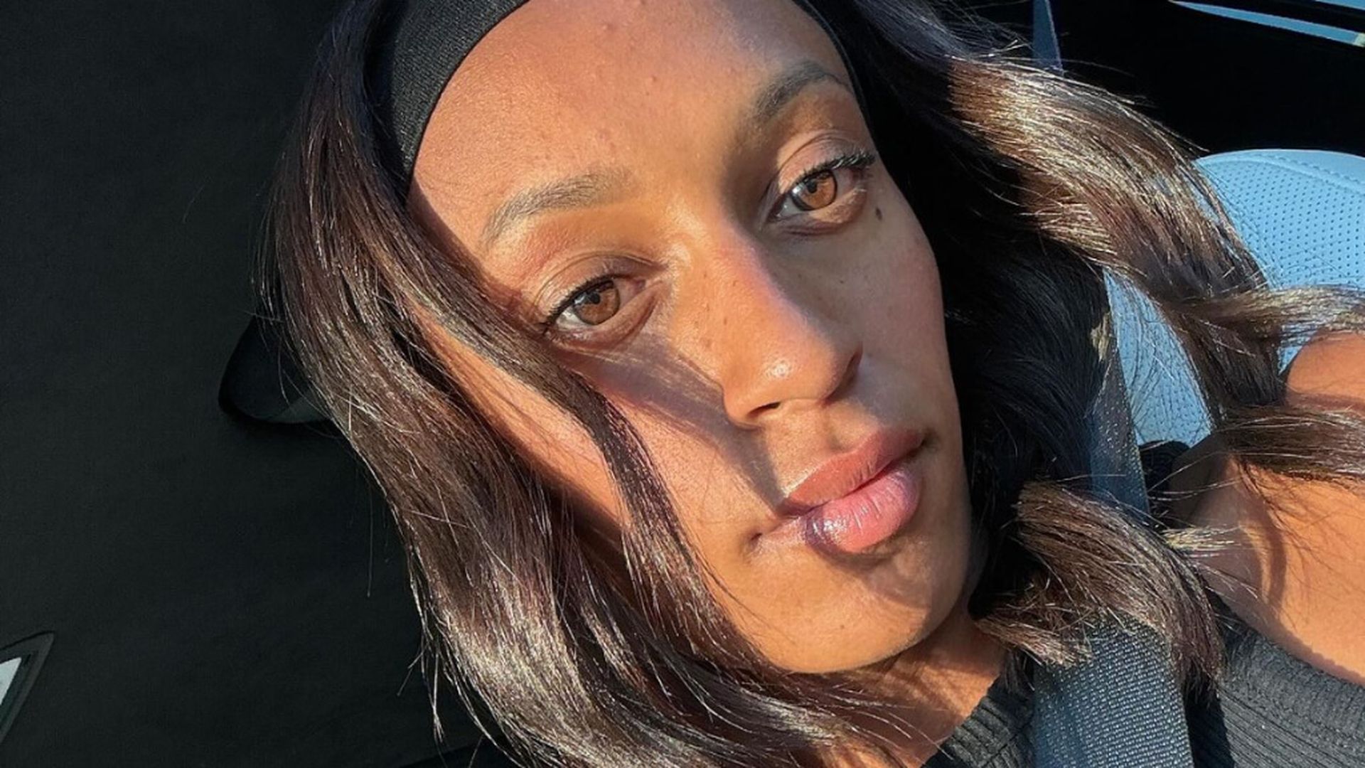 ana_peleteirojpg.jpg ana_peleteirojpg.jpg