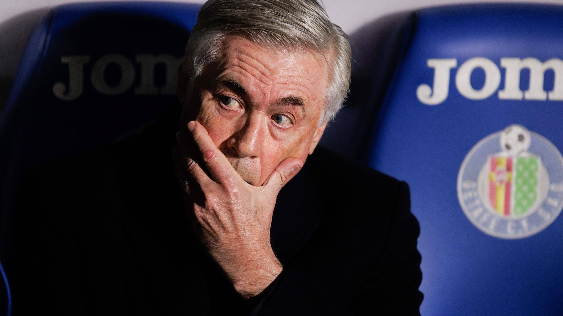 ancelotti_en_el_banquillo_durante_el_getafe_real_madrid_001.jpg ancelotti_en_el_banquillo_durante_el_getafe_real_madrid_001.jpg