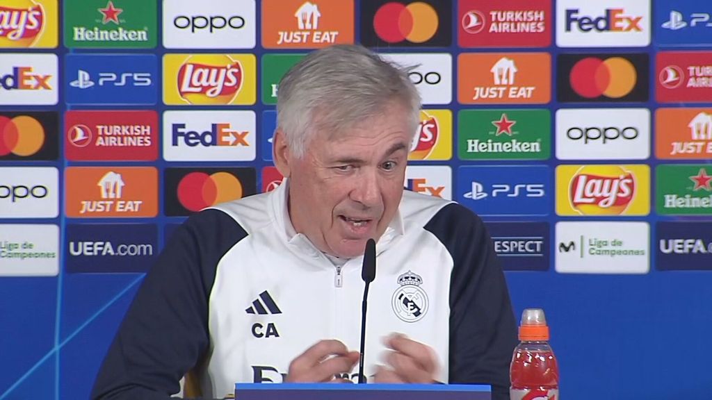 Ancelotti pasa de la seriedad a la broma con Carvajal y su renovación: "Tiene razón"