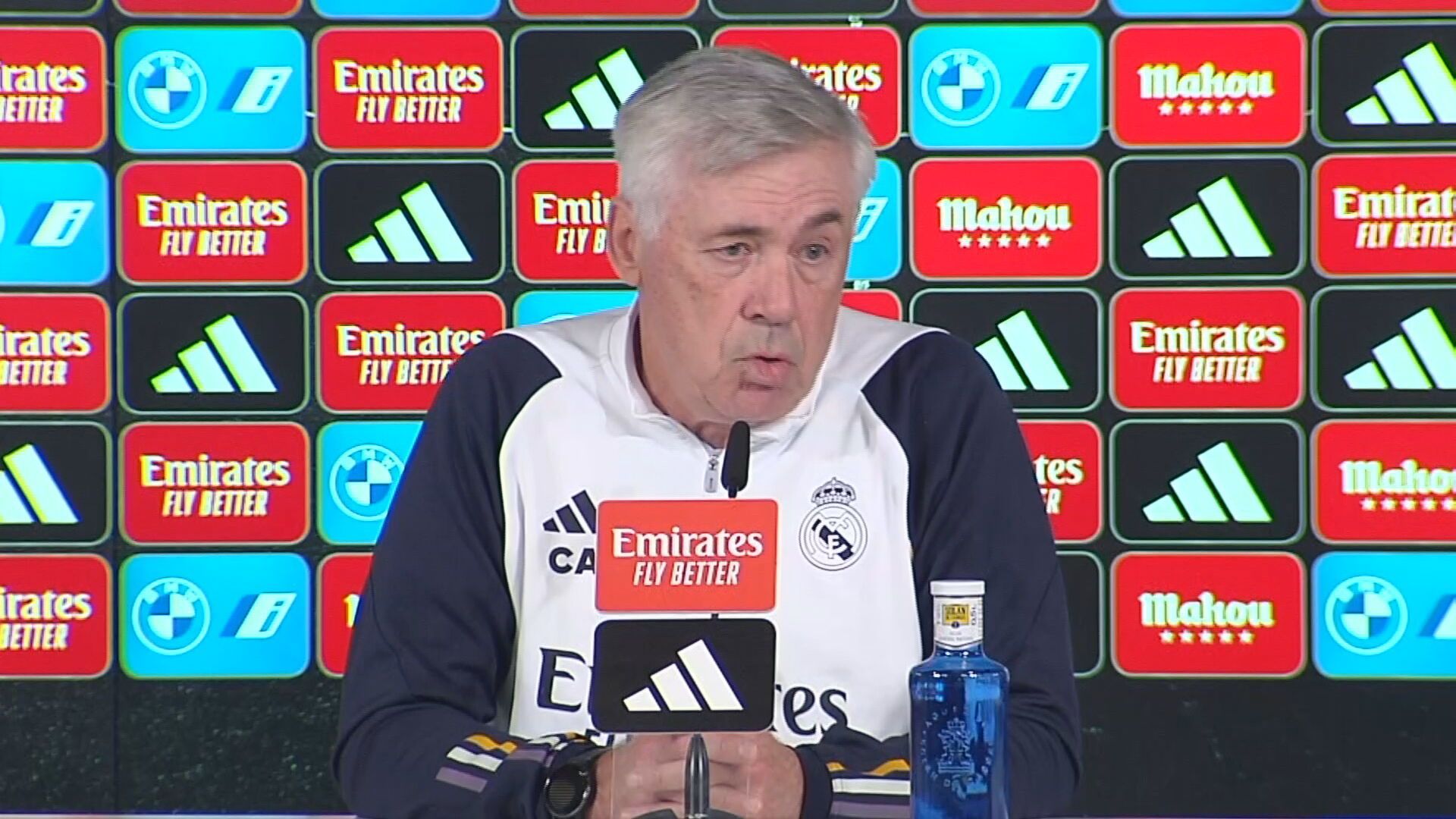 _ancelotti_pone_a_bellingham_por_delante_de_vinicius_obviamente_es_el_mejor.jpeg