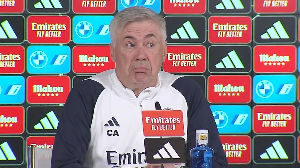 Ancelotti se moja con los audios del VAR y tira una pulla a los árbitros