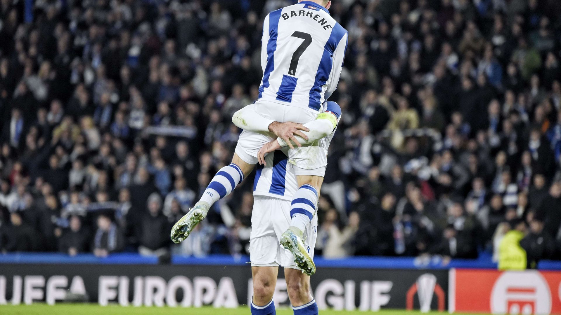 ander_barrenetxea_logro_el_primer_gol_de_la_real_sociedad_ante_el_ajax_foto_giovanni_b.jpeg