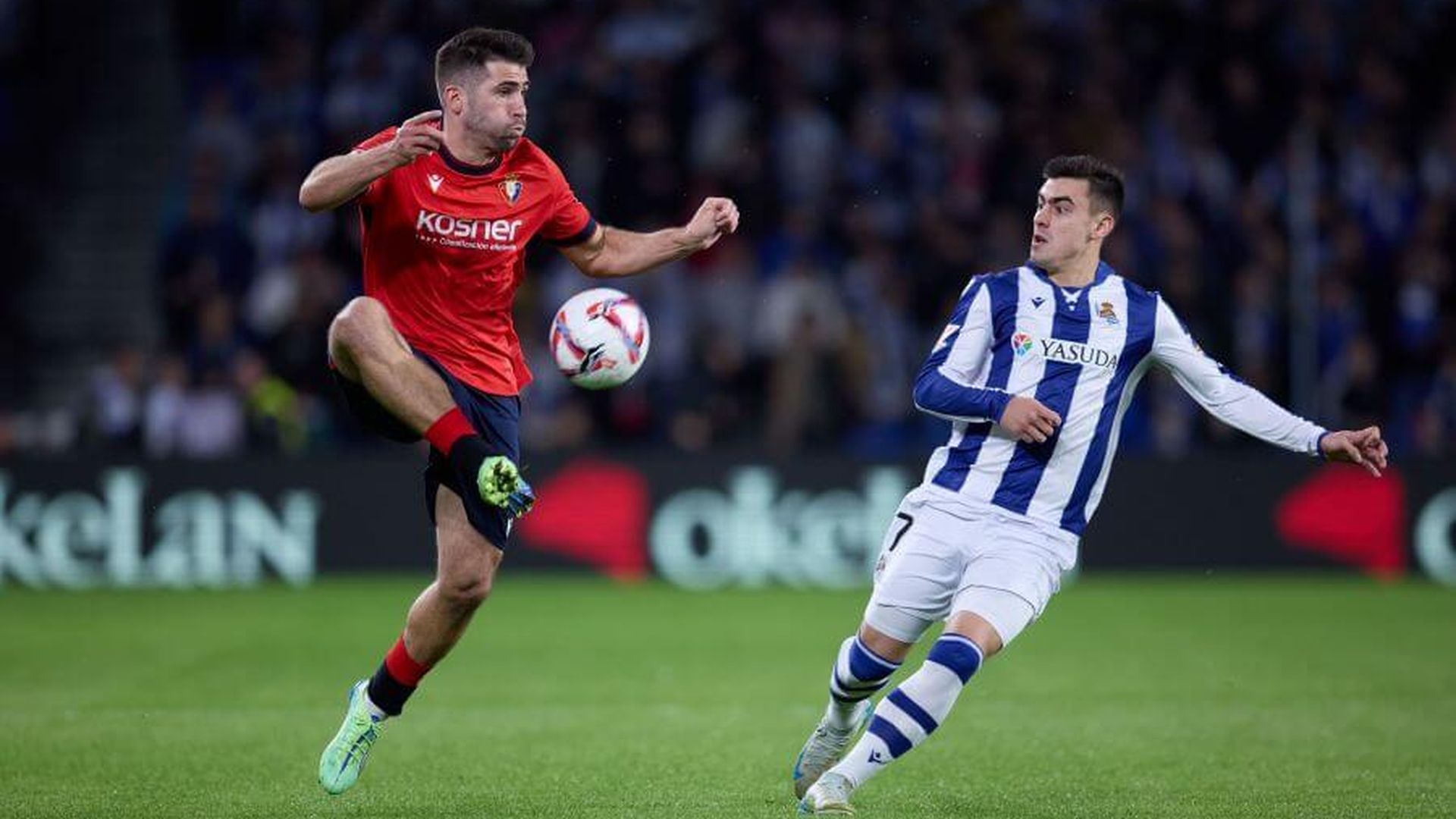 ander_barrenetxea_trata_de_detener_un_ataque_de_osasuna_foto_laliga.jpeg ander_barrenetxea_trata_de_detener_un_ataque_de_osasuna_foto_laliga.jpeg