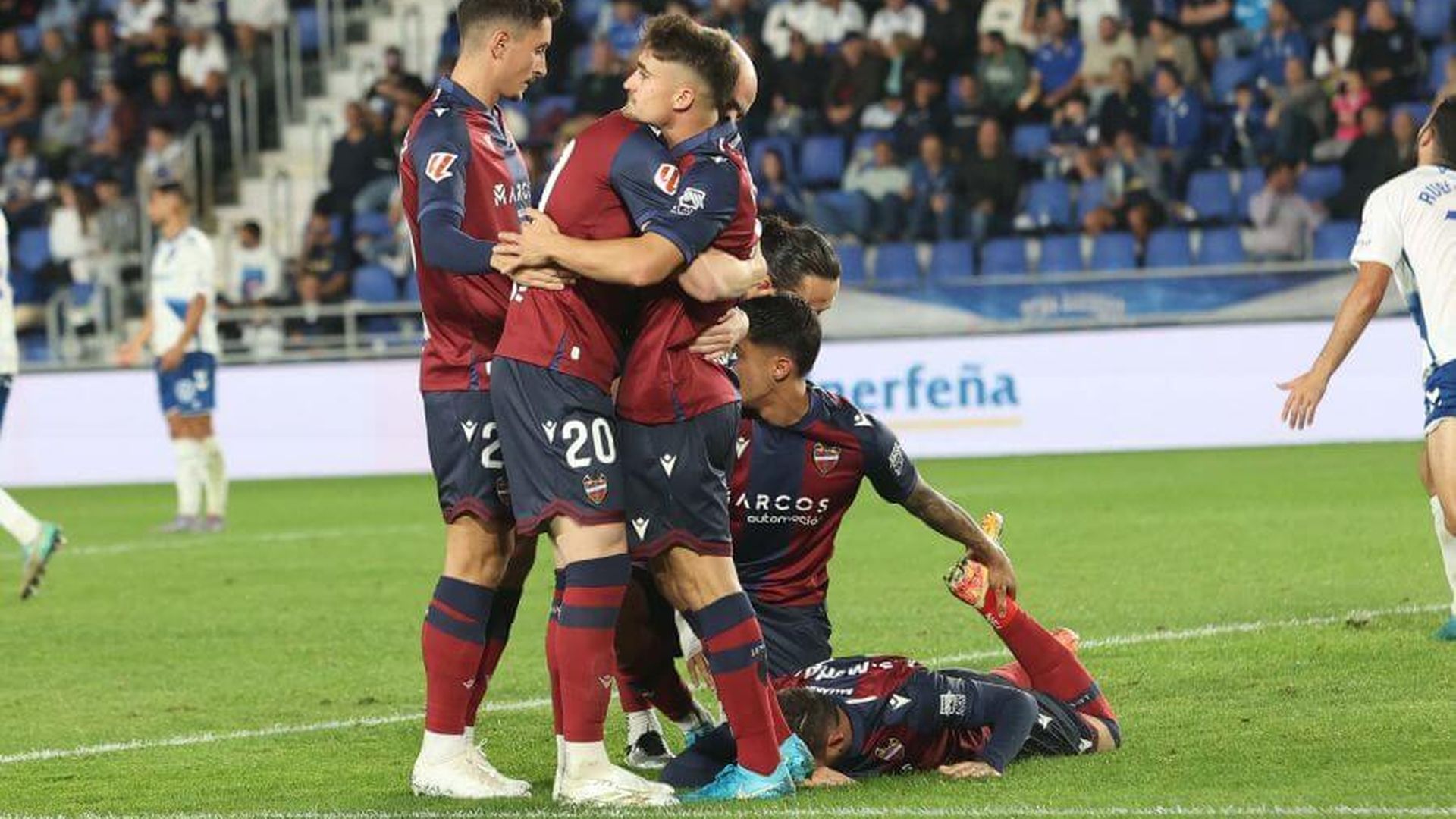 andres_garcia_001.jpeg andres_garcia_001.jpeg