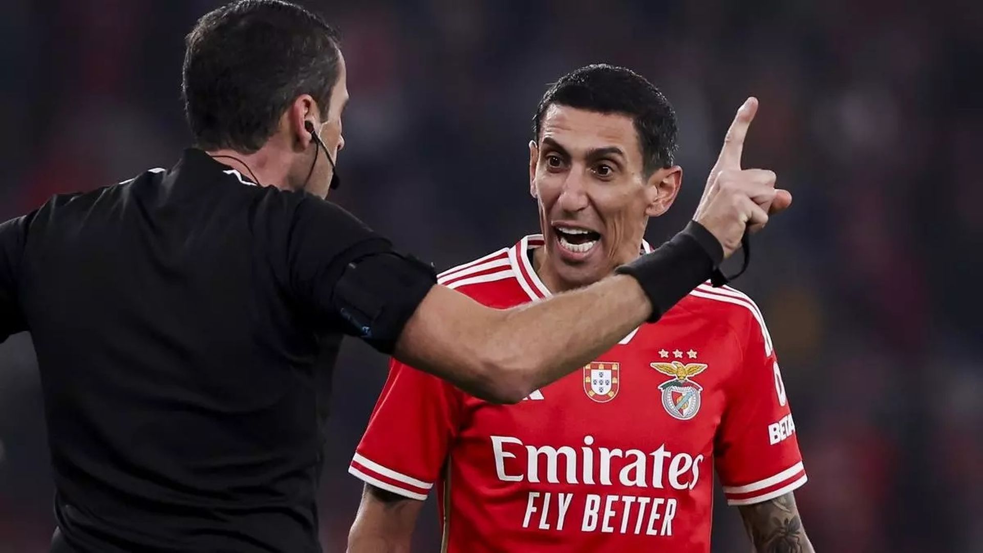 angel_di_maria_discrepa_una_decision_arbitral_con_el_benfica.jpg