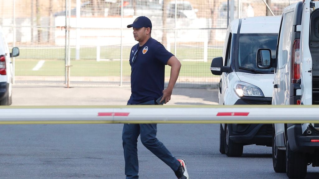 Anil Murthy llega a las oficinas de Mestalla para reunirse con Mateu Alemany