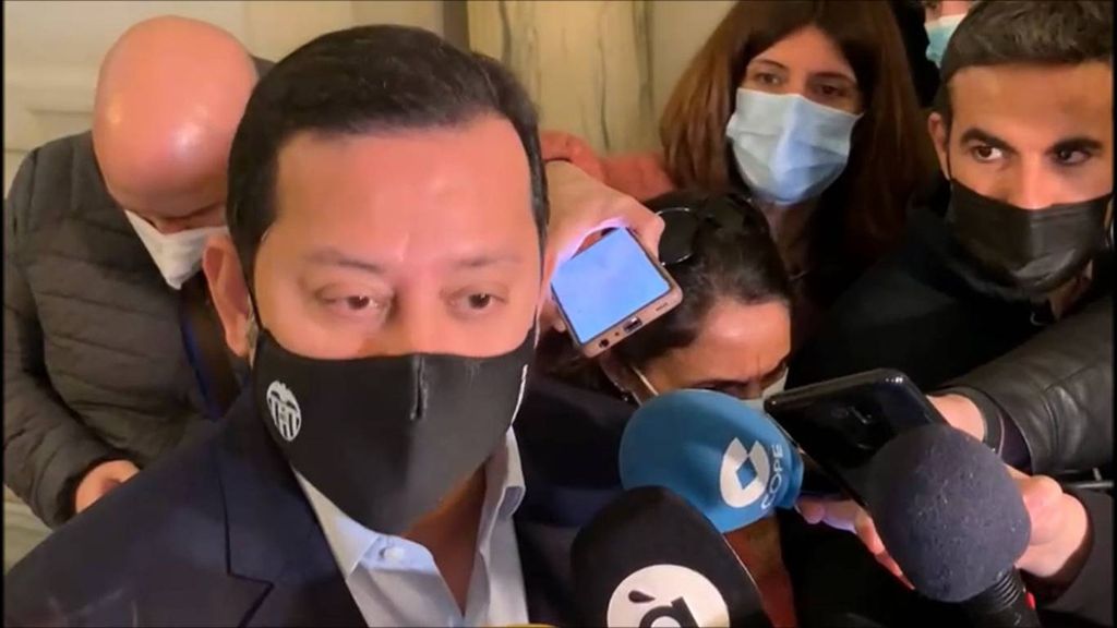 Anil Murthy valora la reunión con el alcalde para presentarle el proyecto del Nuevo estadio