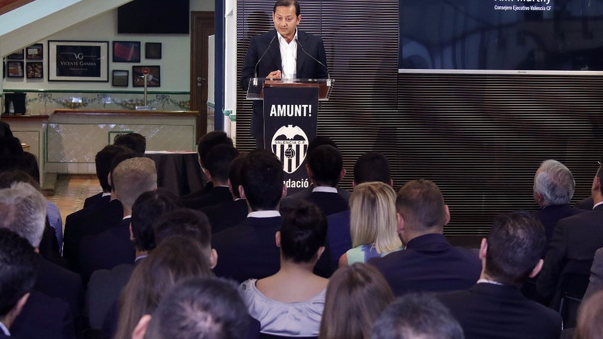 anilmaster.jpg anilmaster.jpg