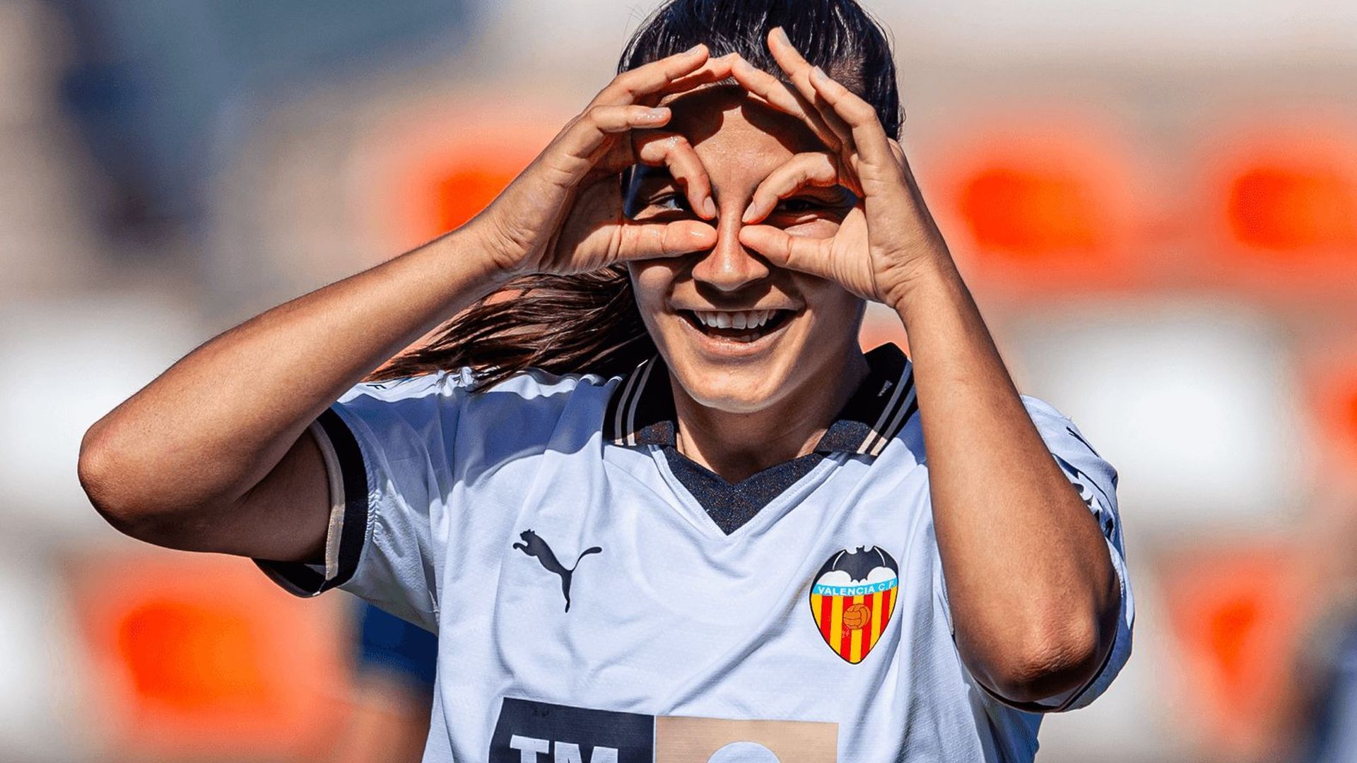 anita_marcos_celebra_uno_de_sus_goles_foto_valencia_cf.png