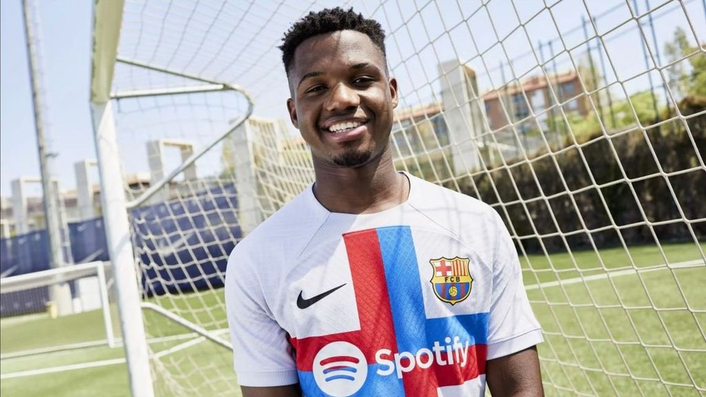 Las declaraciones del padre de Ansu Fati en el Partidazo de Cope contra la situación que su hijo vive en el Barcelona (resumen)