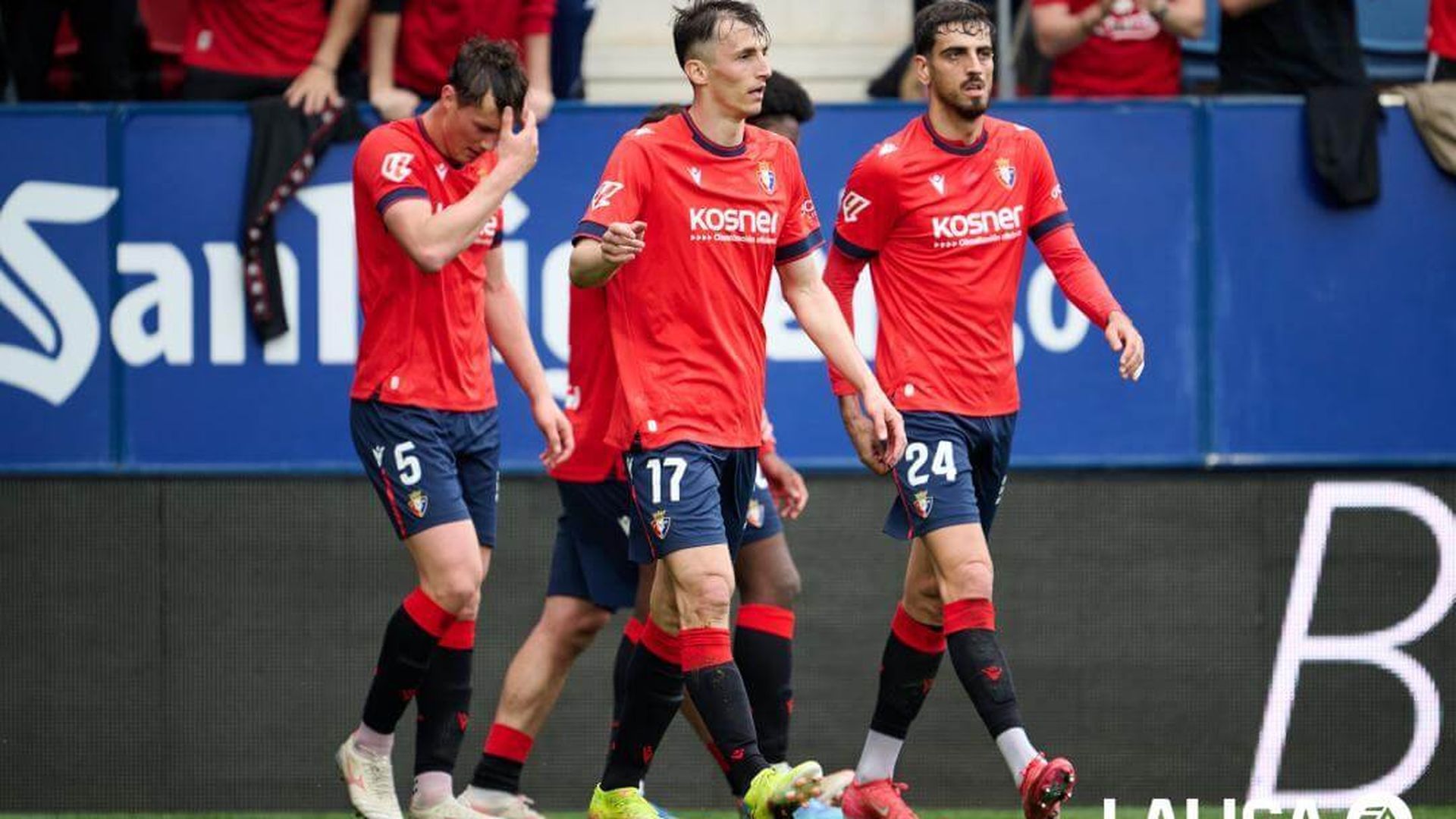 ante_budimir_celebra_un_gol_en_el__osasuna_girona.jpg