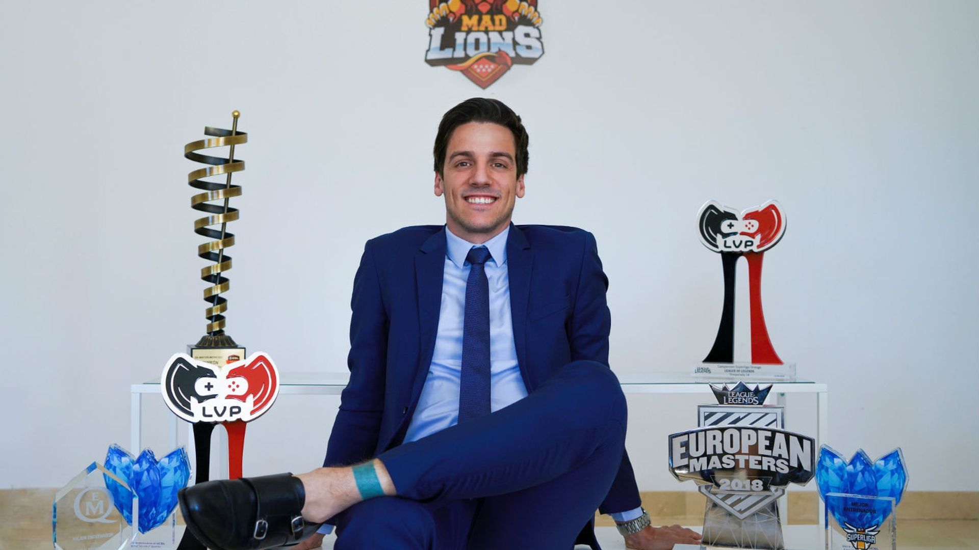 Araneae-Managing-Director-1.jpg Araneae-Managing-Director-1.jpg