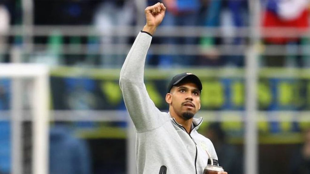 La cláusula de Ronald Araujo que le hace ser una venta muy jugosa para el Barça