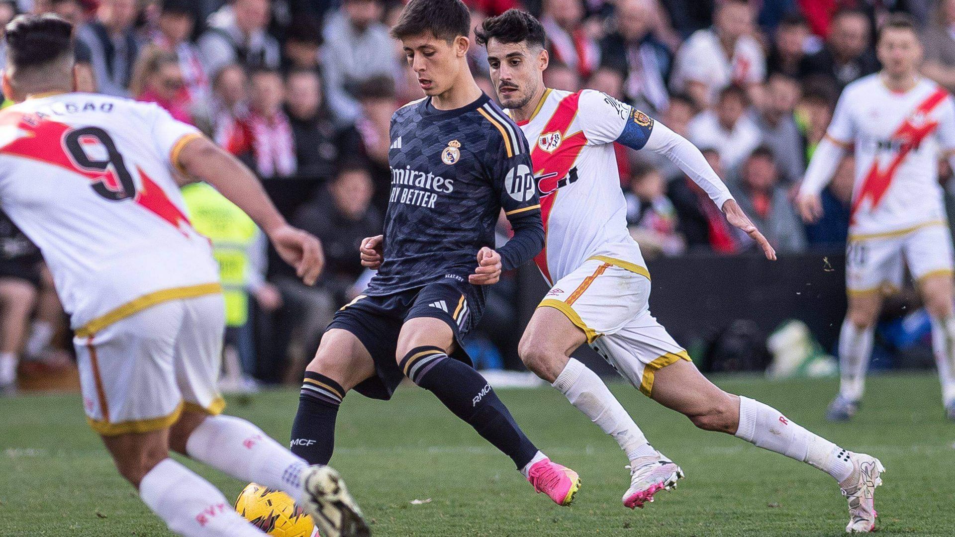 arda_guler_en_el_rayo_real_madrid_foto_cordon_press.jpg arda_guler_en_el_rayo_real_madrid_foto_cordon_press.jpg