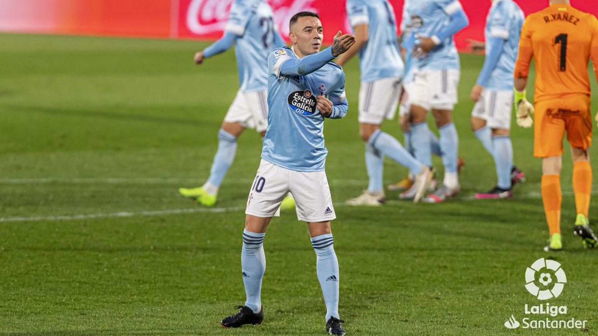 aspas_lanza_un_beso_para_celebrar_el_gol_al_getafe.jpeg