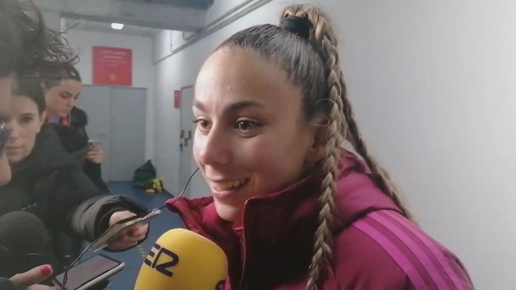 Athenea del Castillo y Tere Abelleira explican el lío con los cambios