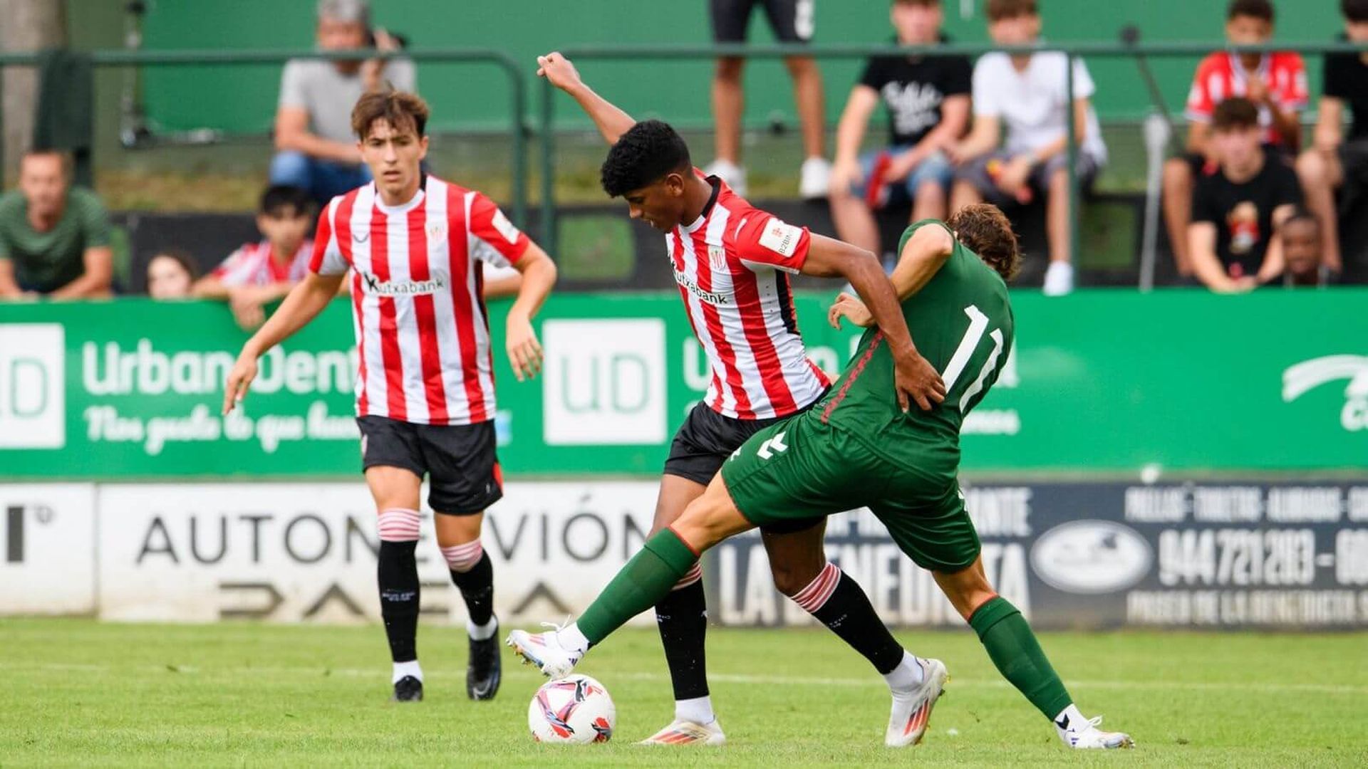 athleticeibarjpg.jpg athleticeibarjpg.jpg