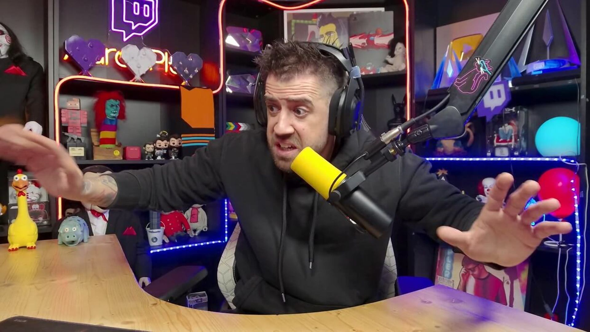 auronplay.jpg auronplay.jpg