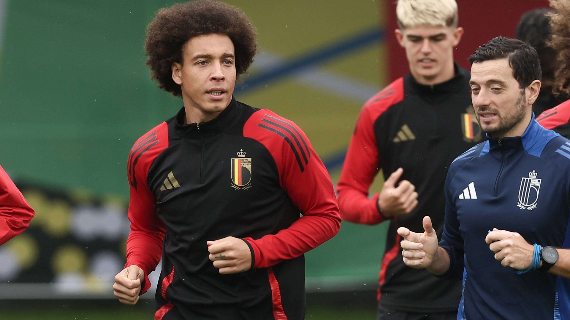 axel_witsel_en_una_sesion_de_belgica_en_la_eurocopa_foto_cordon_press.jpg