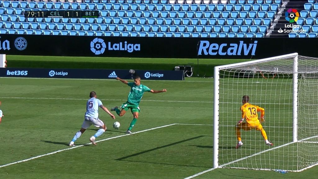 Celta 1-1 Betis: Gol de Feddal