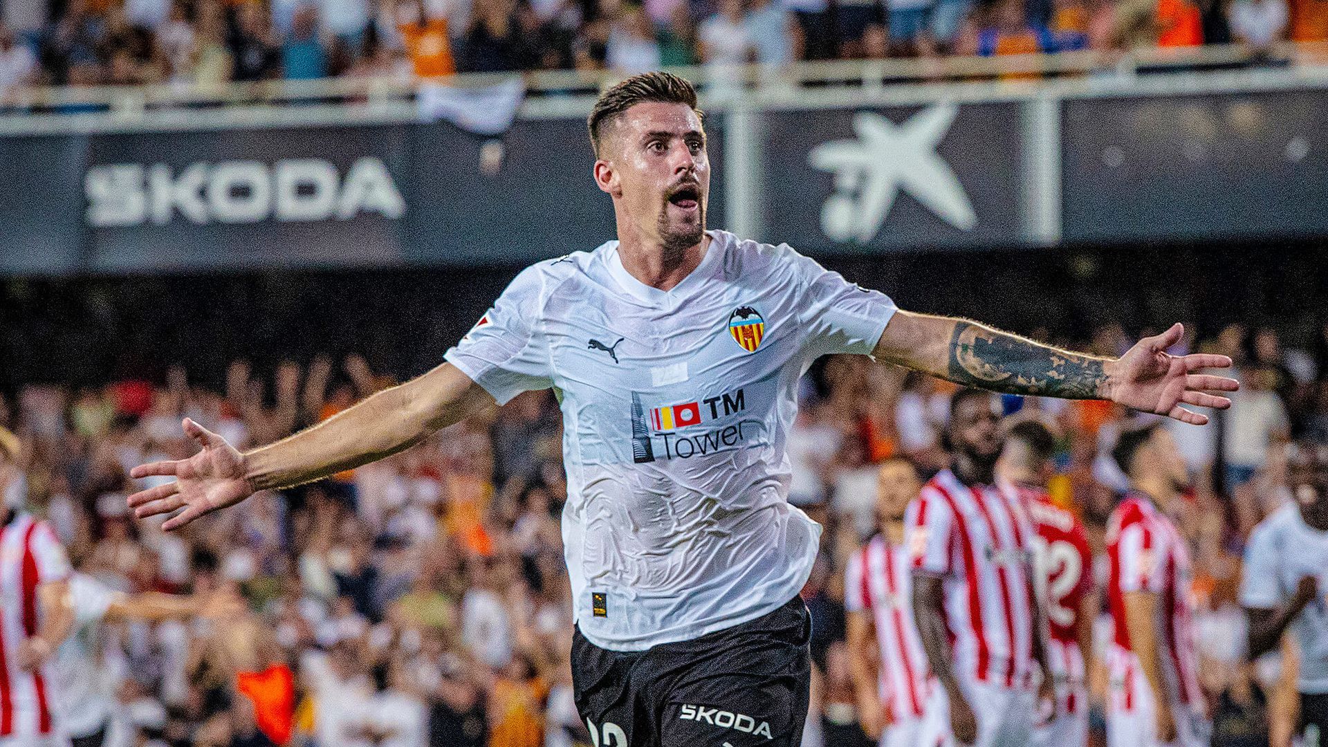 baptiste_santamaria_celebra_un_gol_foto_valencia_cf_002.jpg