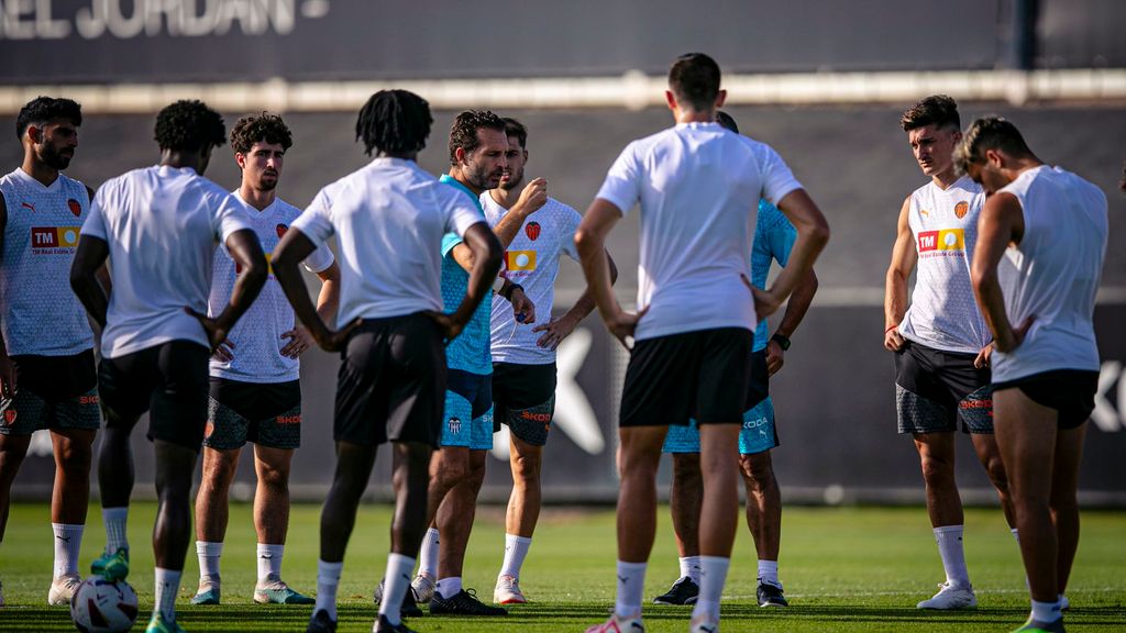 Baraja analiza la convocatoria de la selección española sin Hugo Duro ni Pepelu