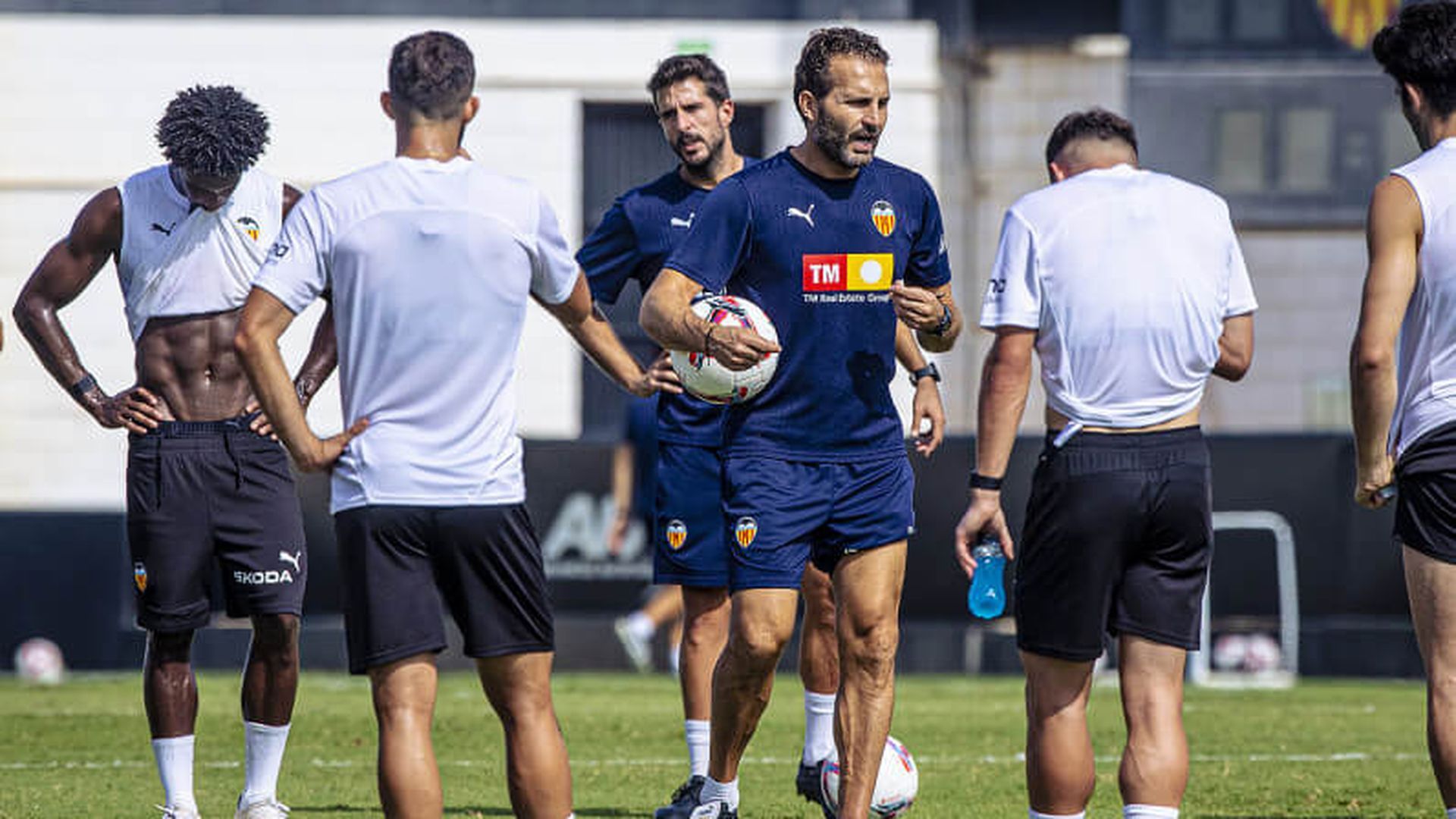 baraja_.jpg baraja_.jpg