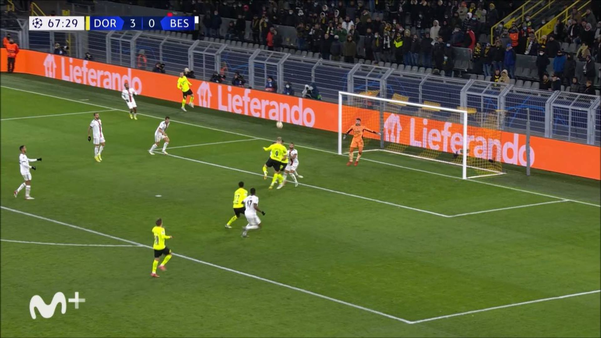 bdortmund_5_0_besiktas_doblete_de_halland_001.jpg