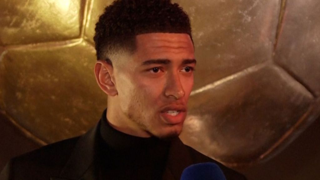 Bellingham habla de su posición en el campo