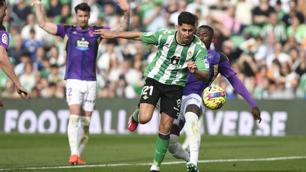 Real Betis 2-1 Valladolid: Penalti sobre Ayoze