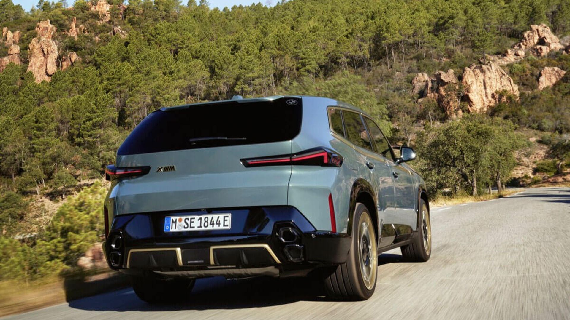 bmw_xm1jpg.jpg bmw_xm1jpg.jpg