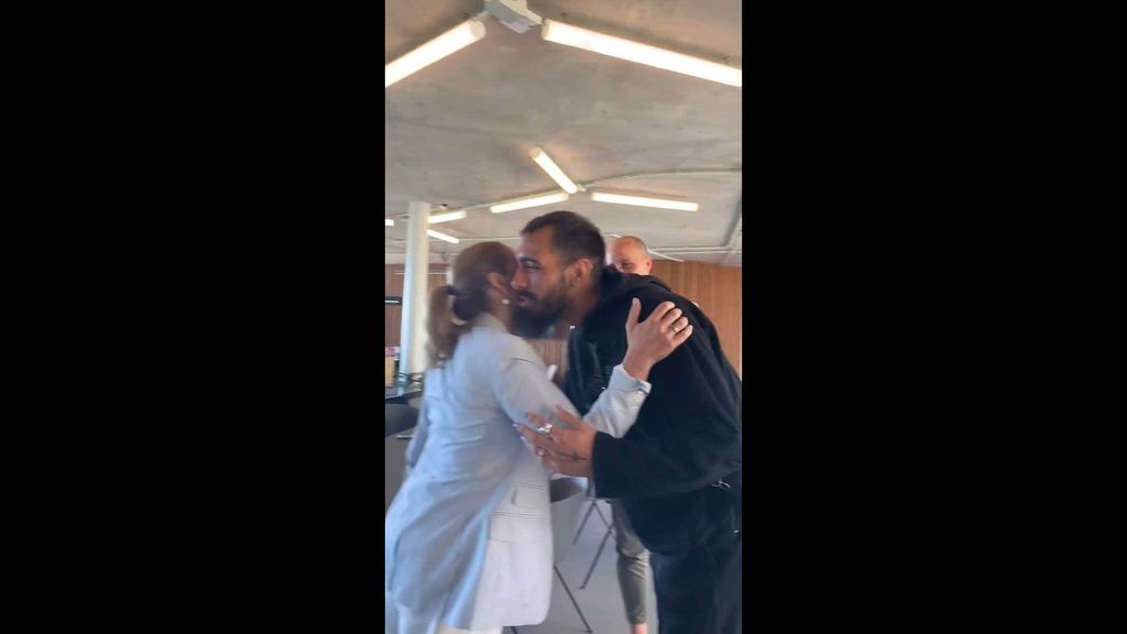 Borja Iglesias visita las instalaciones del Celta