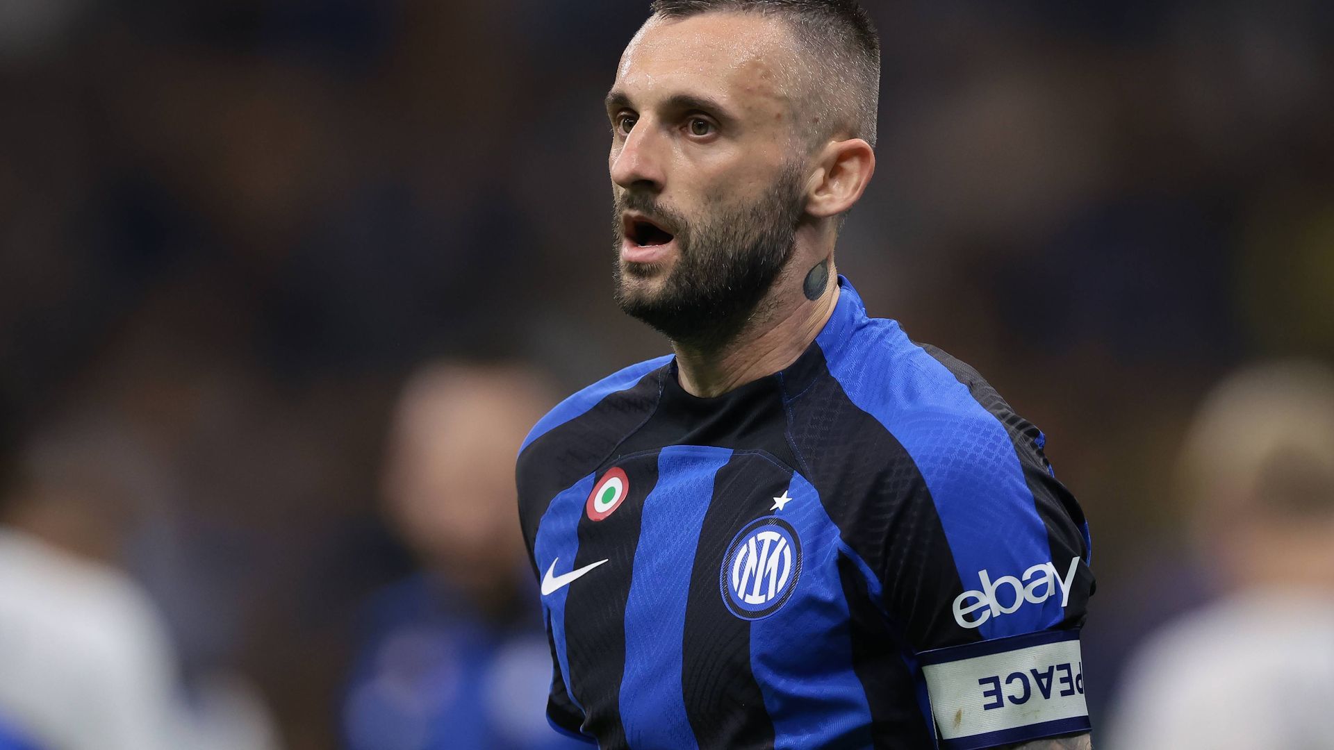 brozovic_con_la_camiseta_del_inter_de_milan_foto_cordon_press_001.jpg
