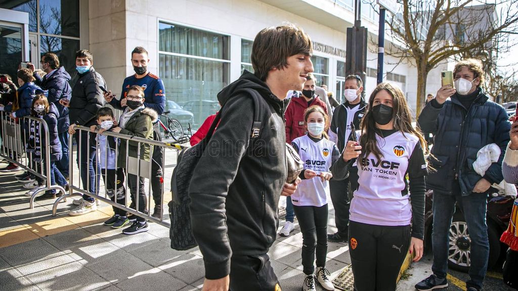 Llega el Valencia al estadio
