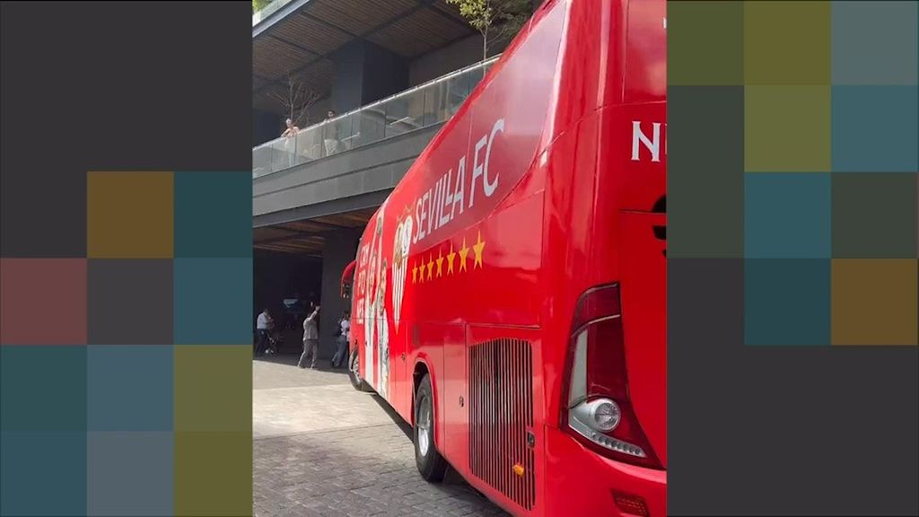 El autobús del Sevilla, en México