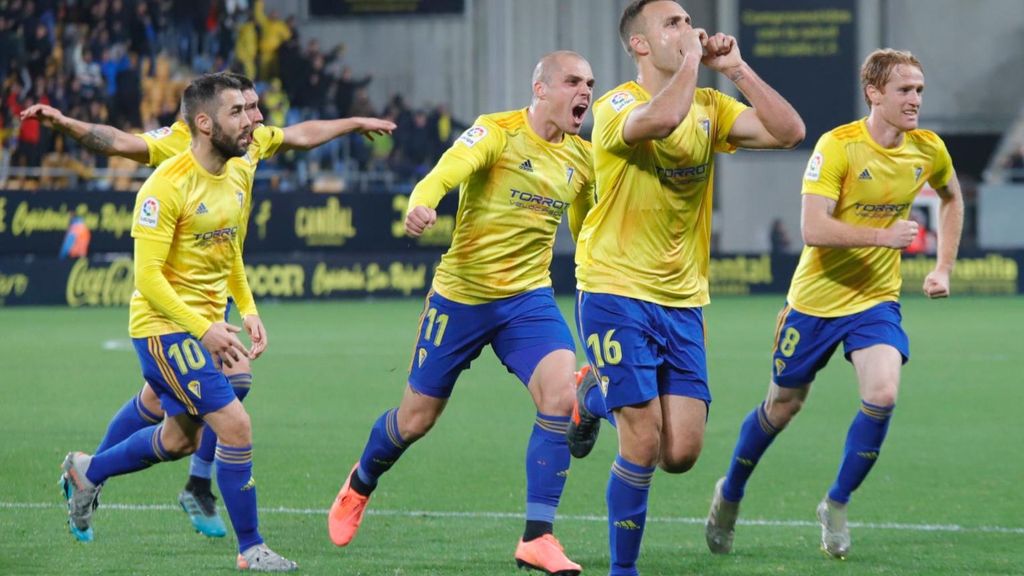 Cádiz - Racing: Gol 1-0, Cala (Jornada 25)