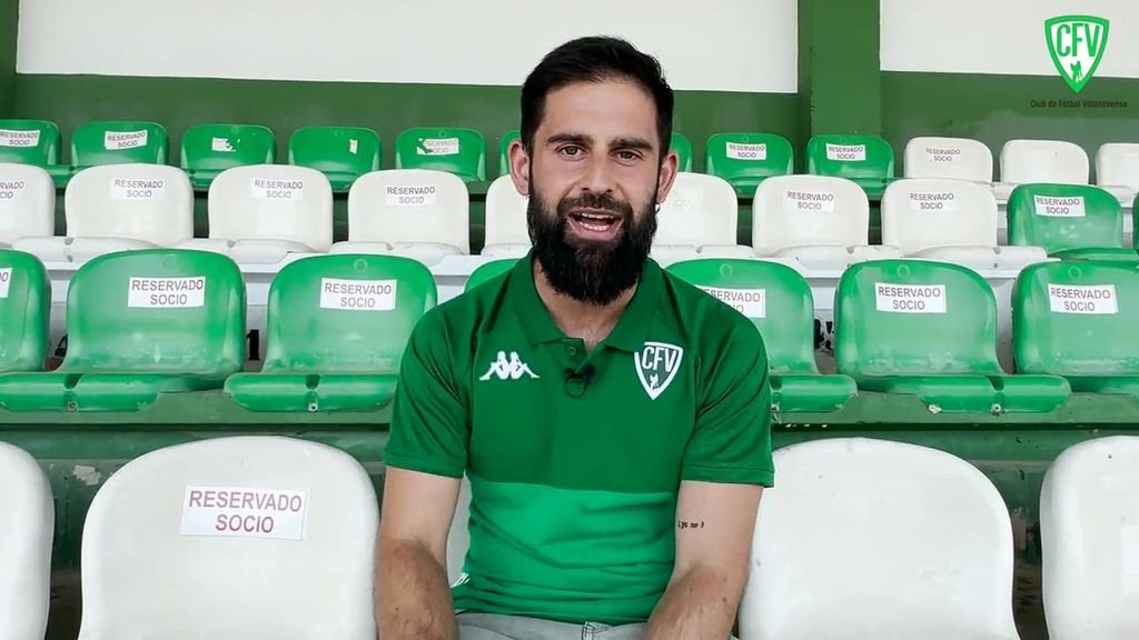 La campaña de abonados del Villanovense a lo Pantomima Full