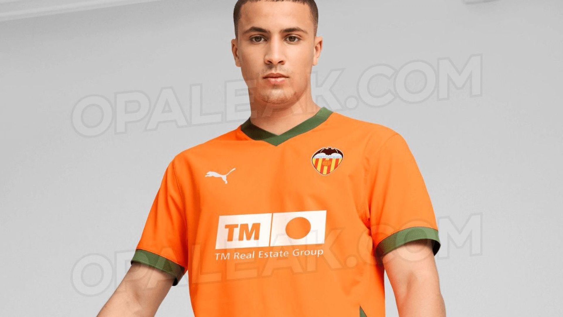 camiseta_del_valencia_cf_naranja_de_la_temporada_20242025.png camiseta_del_valencia_cf_naranja_de_la_temporada_20242025.png