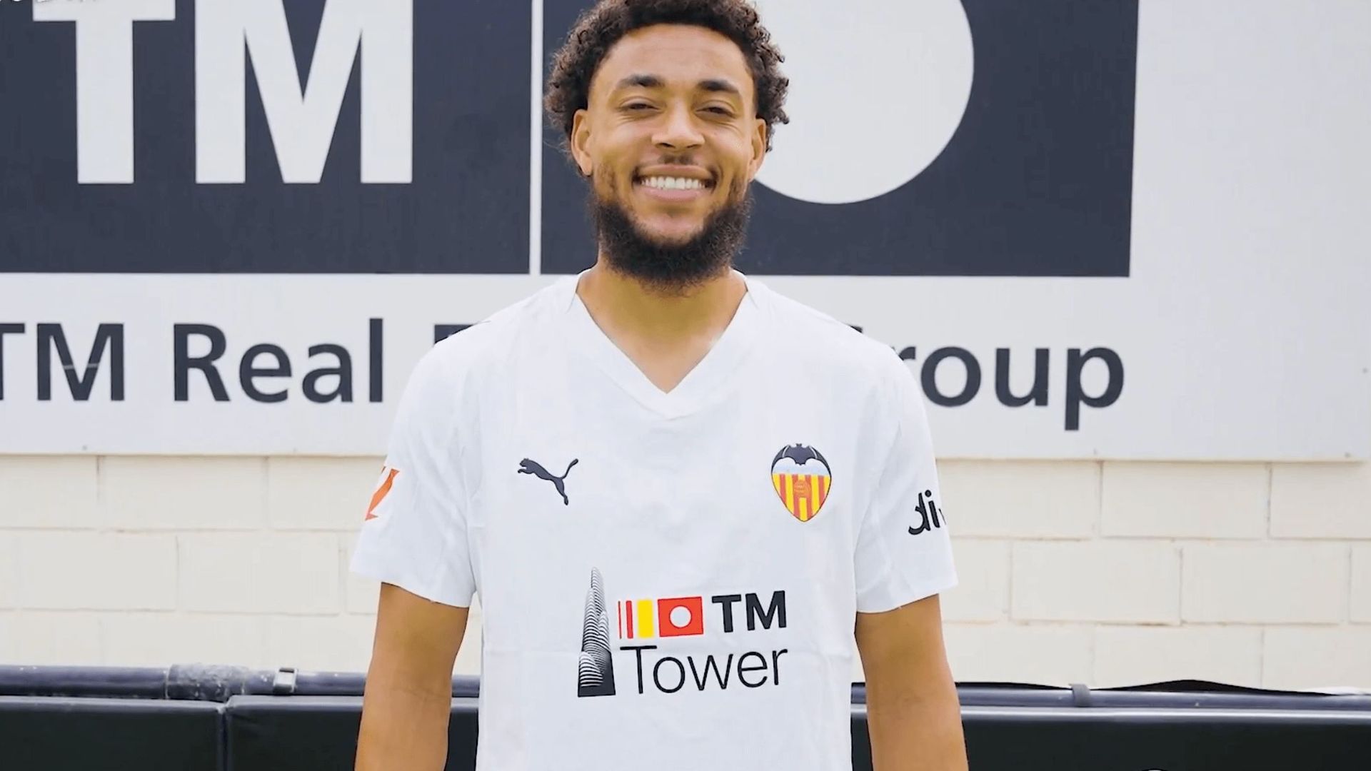 camiseta_especial_para_el_fc_barcelona_y_el_athletic_club_001.png camiseta_especial_para_el_fc_barcelona_y_el_athletic_club_001.png