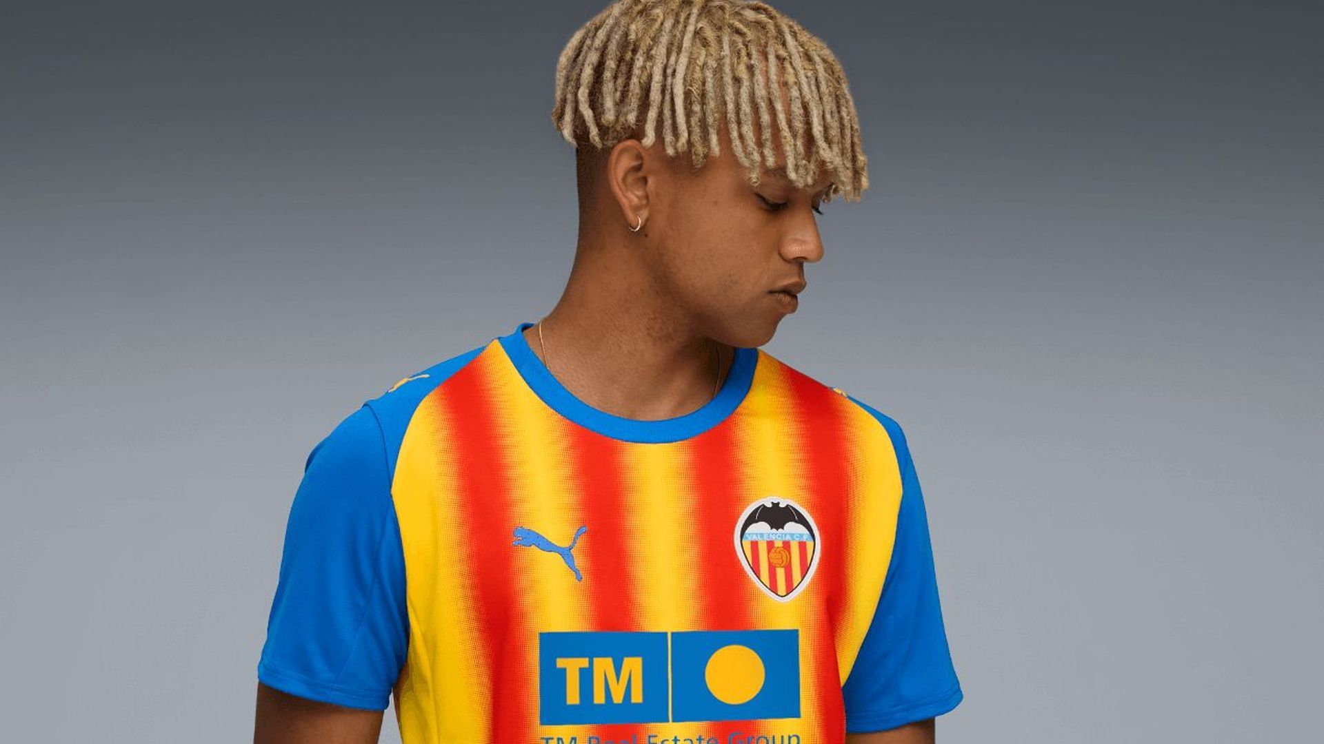 camiseta_senyera_valencia_cf_temporada_2025_26__001.png