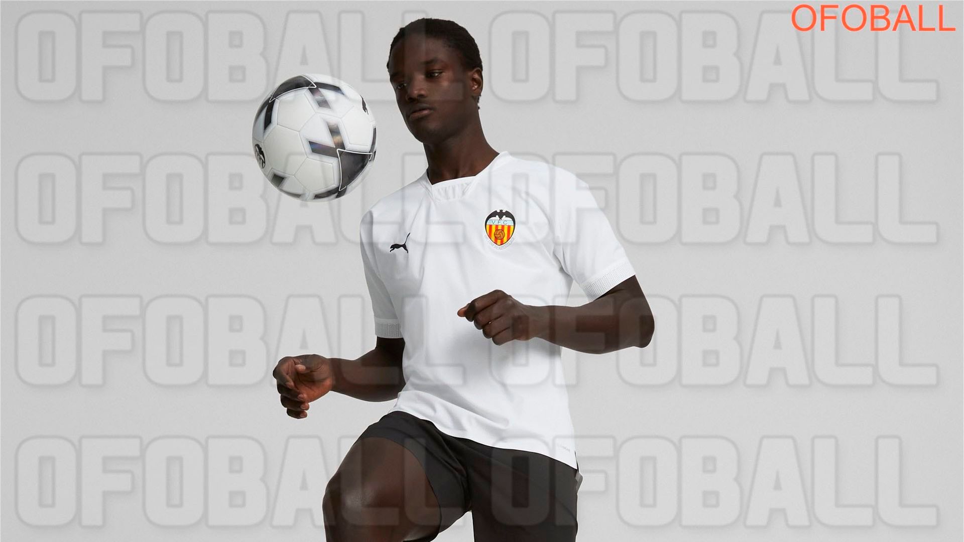 camiseta_valencia_2022_23_002.jpeg