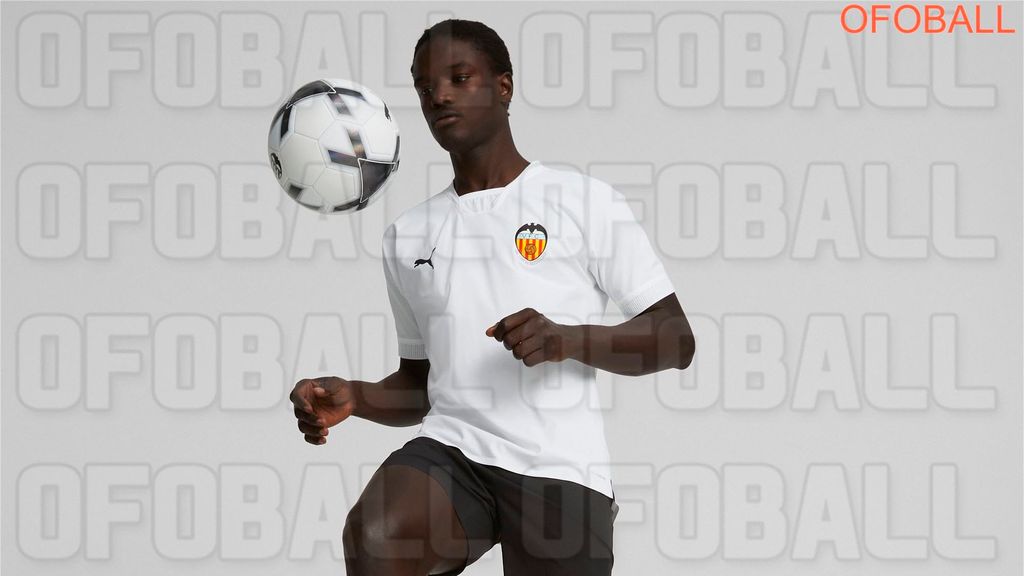 Sale a la luz la camiseta del Valencia CF 2022-23